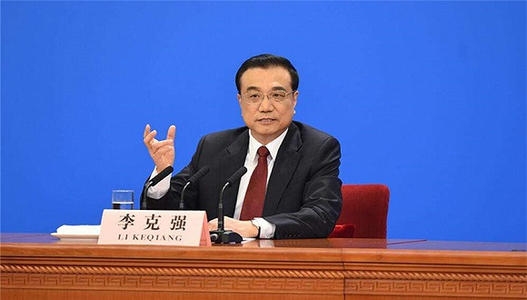 李克強(qiáng)主持召開國(guó)務(wù)院常務(wù)會(huì)議 要求落實(shí)落細(xì)今年以來出臺(tái)的支持