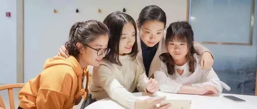 心在一起，才叫團(tuán)隊！